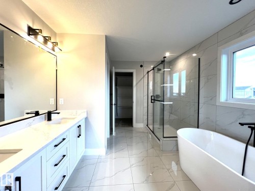 85 Mockingbird Crescent, Fort Saskatchewan, AB - Indoor Photo Showing Bathroom