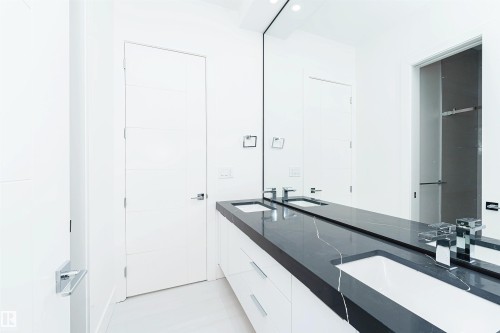 20 Easton Close, St. Albert, AB - Indoor Photo Showing Bathroom