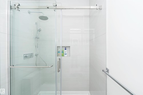 20 Easton Close, St. Albert, AB - Indoor Photo Showing Bathroom