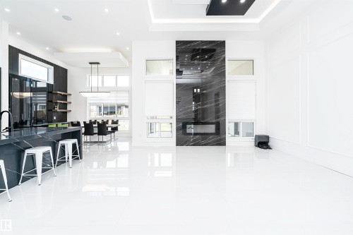 20 Easton Close, St. Albert, AB - Indoor Photo Showing Other Room