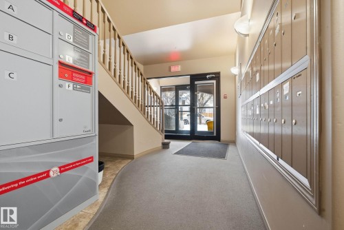 305 8488 111 Street, Edmonton, AB - Indoor Photo Showing Other Room