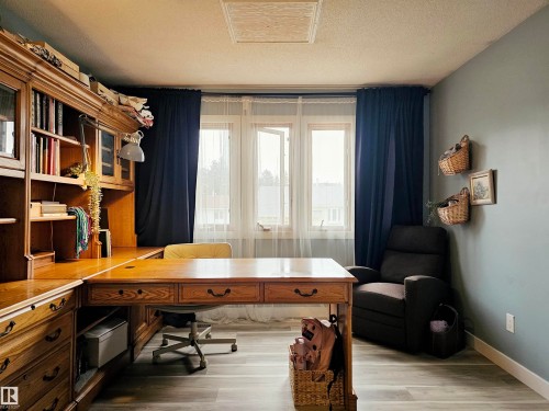 127 Grand Meadow Crescent, Edmonton, AB - Indoor