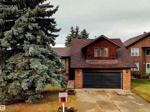 127 Grand Meadow Crescent, Edmonton, AB - Outdoor