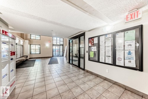 1132 9363 Simpson Drive, Edmonton, AB - Indoor Photo Showing Other Room