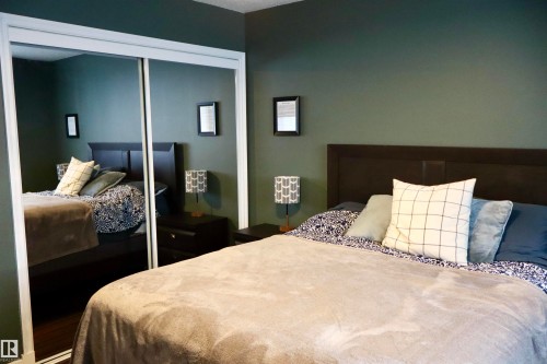 Bedroom featuring a closet - 4505 58 Avenue, Barrhead, AB - Indoor Photo Showing Bedroom