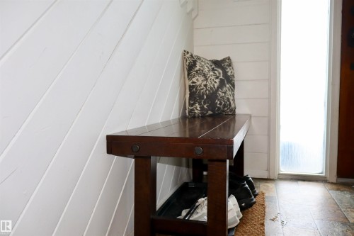 4505 58 Avenue, Barrhead, AB - Indoor Photo Showing Other Room