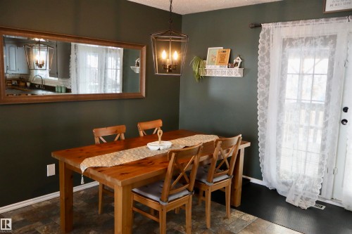 4505 58 Avenue, Barrhead, AB - Indoor Photo Showing Dining Room