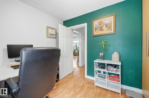 9705 87 Avenue, Edmonton, AB - Indoor Photo Showing Office