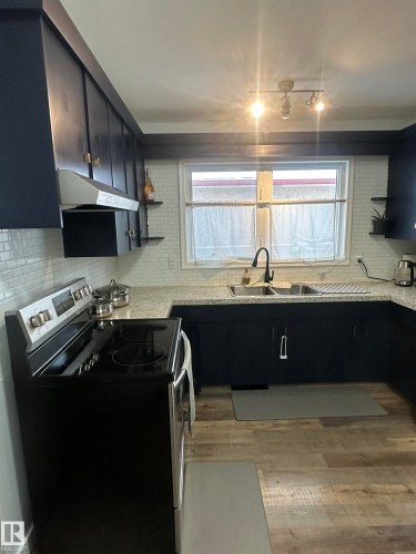 5420 40 Avenue, Wetaskiwin, AB - Indoor Photo Showing Kitchen