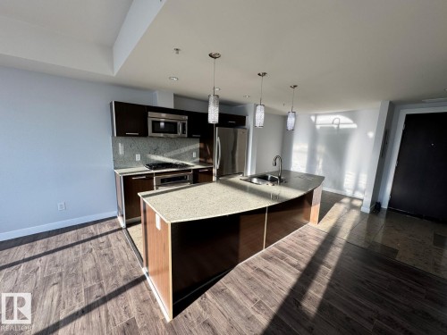 609 2606 109 Street, Edmonton, AB - Indoor Photo Showing Kitchen With Upgraded Kitchen