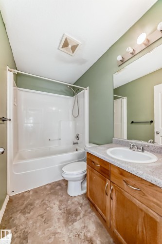 3612 22 Street, Edmonton, AB - Indoor Photo Showing Bathroom