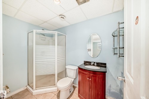3612 22 Street, Edmonton, AB - Indoor Photo Showing Bathroom