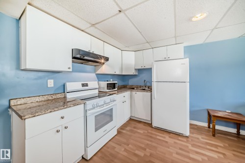 3612 22 Street, Edmonton, AB - Indoor Photo Showing Kitchen