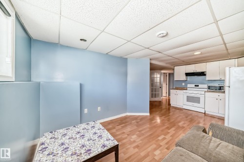 3612 22 Street, Edmonton, AB - Indoor Photo Showing Other Room