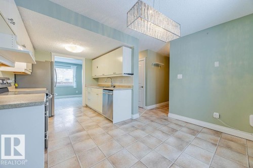 1170 Millbourne Road E, Edmonton, AB - Indoor Photo Showing Kitchen