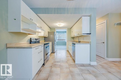 1170 Millbourne Road E, Edmonton, AB - Indoor Photo Showing Kitchen