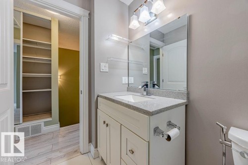 1170 Millbourne Road E, Edmonton, AB - Indoor Photo Showing Bathroom