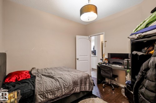 17116 121 Street, Edmonton, AB - Indoor Photo Showing Bedroom