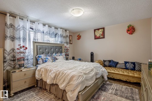17116 121 Street, Edmonton, AB - Indoor Photo Showing Bedroom
