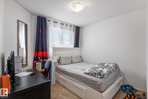 17116 121 Street, Edmonton, AB - Indoor Photo Showing Bedroom