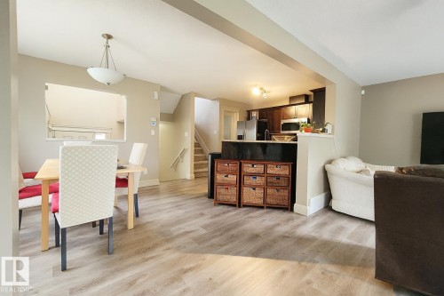 6109 13 Avenue, Edmonton, AB - Indoor