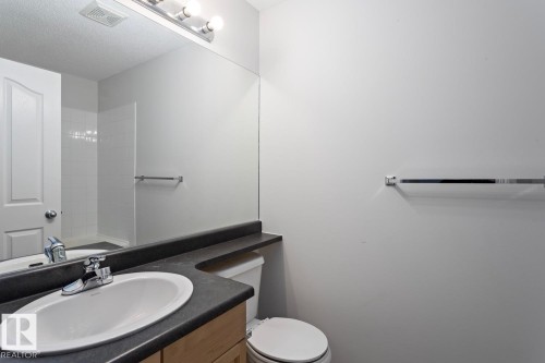 446 16311 95 Street, Edmonton, AB - Indoor Photo Showing Bathroom