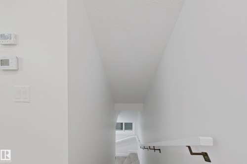 View of staircase - 65 18120 28 Avenue, Edmonton, AB - Indoor