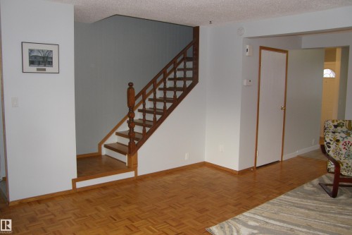 14619 55 Street, Edmonton, AB - Indoor Photo Showing Other Room