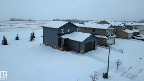 5122 53A Avenue, Legal, AB - Outdoor