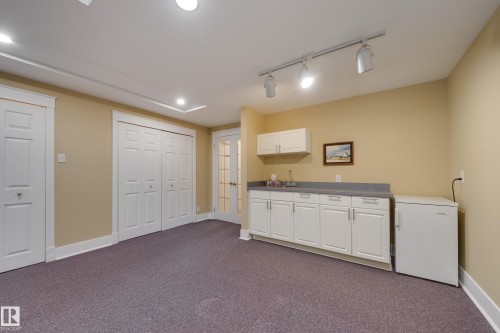 10828 125 Street, Edmonton, AB - Indoor