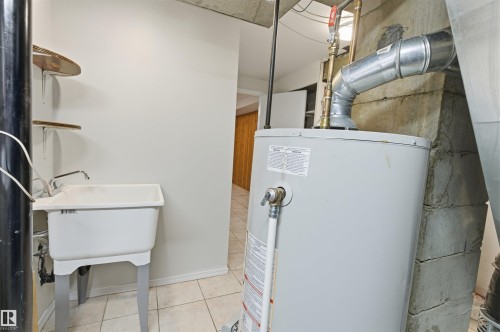 10619 148 Street, Edmonton, AB - Indoor Photo Showing Other Room