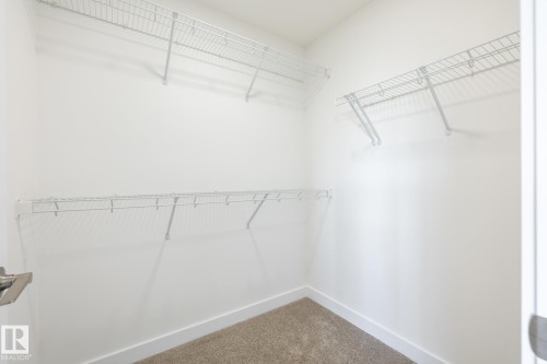 305 27 Street, Edmonton, AB - Indoor With Storage