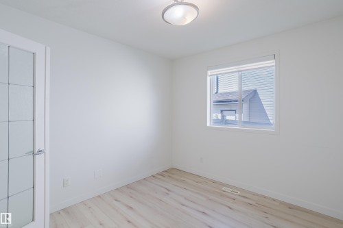 1665 Glastonbury Boulevard, Edmonton, AB - Indoor Photo Showing Other Room