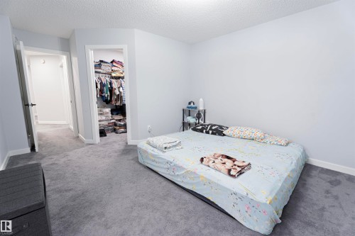 1033 Christie Vista Vista, Edmonton, AB - Indoor Photo Showing Bedroom