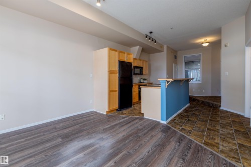 143 10403 122 Street, Edmonton, AB - Indoor Photo Showing Kitchen