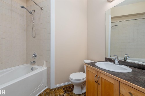 143 10403 122 Street, Edmonton, AB - Indoor Photo Showing Bathroom