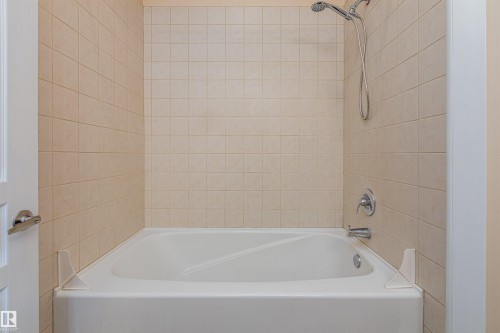 143 10403 122 Street, Edmonton, AB - Indoor Photo Showing Bathroom