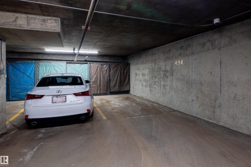 143 10403 122 Street, Edmonton, AB - Indoor Photo Showing Garage