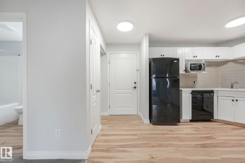 326 111 Edwards Drive, Edmonton, AB - Indoor Photo Showing Other Room