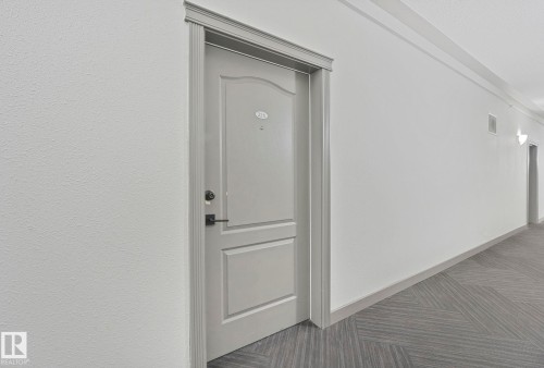 326 111 Edwards Drive, Edmonton, AB - Indoor Photo Showing Other Room