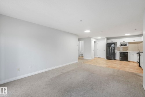 326 111 Edwards Drive, Edmonton, AB - Indoor
