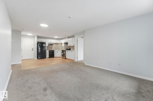326 111 Edwards Drive, Edmonton, AB - Indoor Photo Showing Other Room