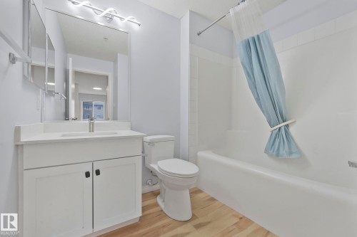 326 111 Edwards Drive, Edmonton, AB - Indoor Photo Showing Bathroom