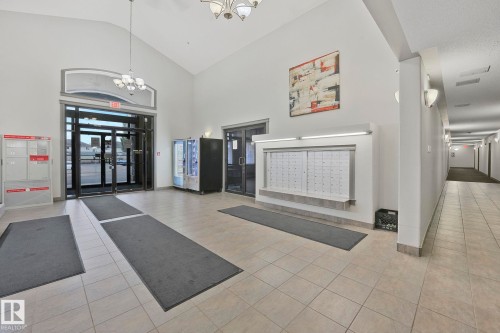 326 111 Edwards Drive, Edmonton, AB - Indoor Photo Showing Other Room