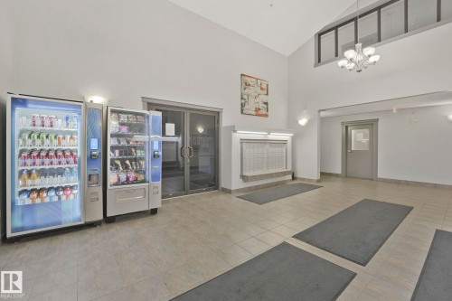 326 111 Edwards Drive, Edmonton, AB - Indoor Photo Showing Other Room