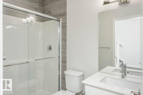 788 Mattson Drive, Edmonton, AB - Indoor Photo Showing Bathroom
