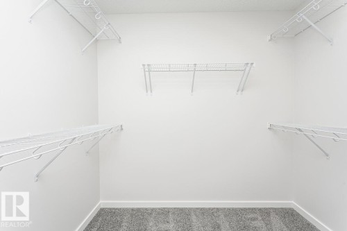 788 Mattson Drive, Edmonton, AB - Indoor With Storage