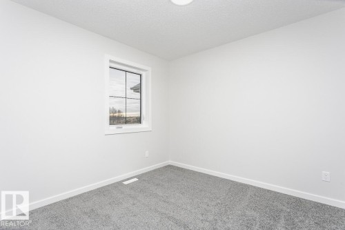 788 Mattson Drive, Edmonton, AB - Indoor Photo Showing Other Room