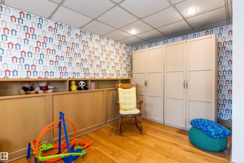 2707 138 Avenue, Edmonton, AB - Indoor Photo Showing Other Room