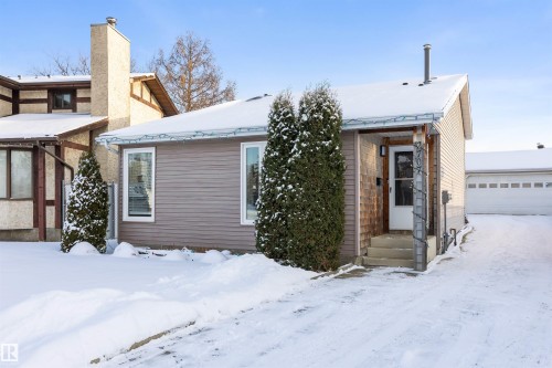 2707 138 Avenue  Edmonton, AB T5Y 1A5